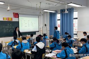 篮网主帅：每个人都认为我们会放弃比赛 但我很自豪球队还在战斗